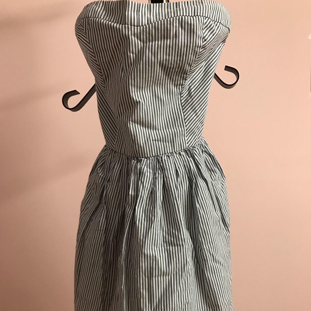 Hollister strapless dress. New with tags.