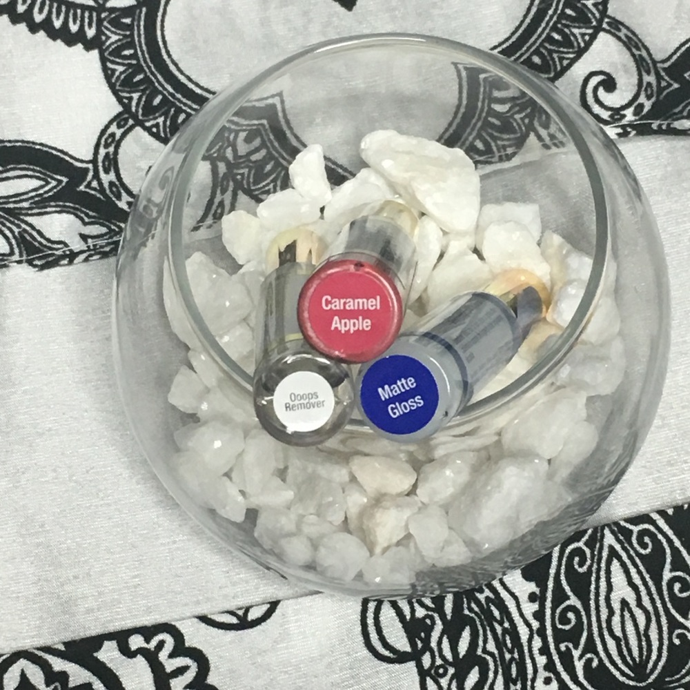 Carmel Apple, Matte Gloss, oops. (LipSense)