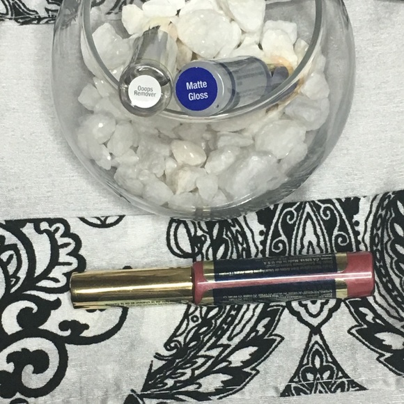 Carmel Apple, Matte Gloss, oops. (LipSense) - Picture 3 of 3