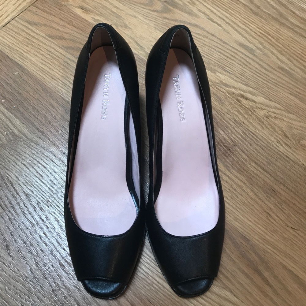 Taryn Rose Black Shoes Size 9.5
