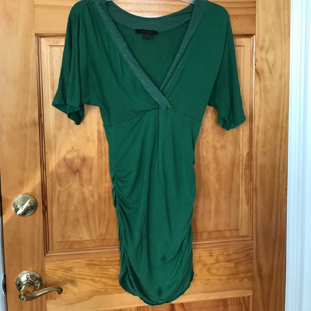 Long green Express shirt