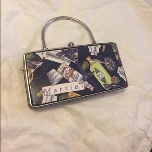 Martini clutch