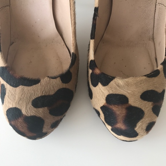 Pumps - Picture 2 of 7