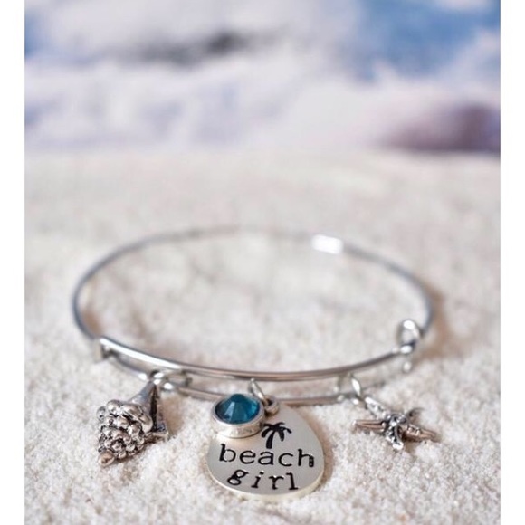 "BEACH GIRL" 🏝 SILVER CHARM BRACELET One Size - Picture 3 of 3