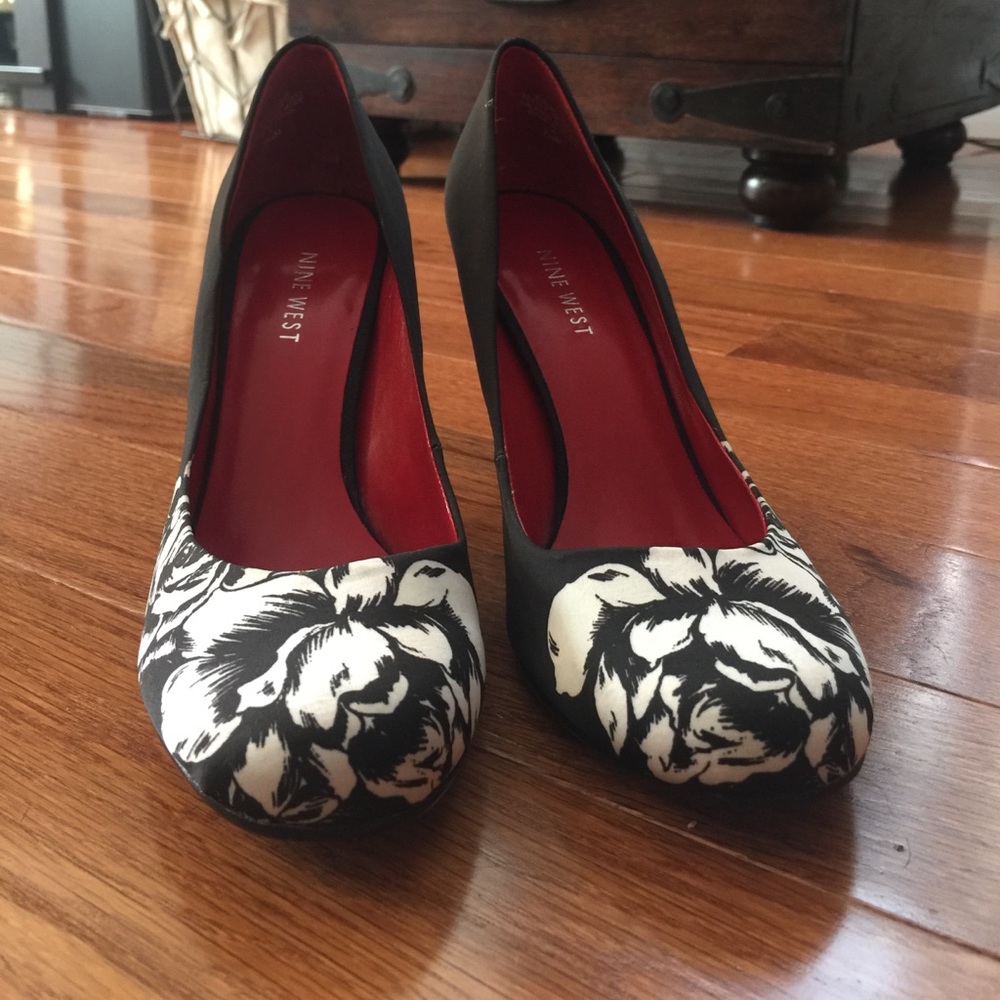 Floral White and Black Nine West Heels