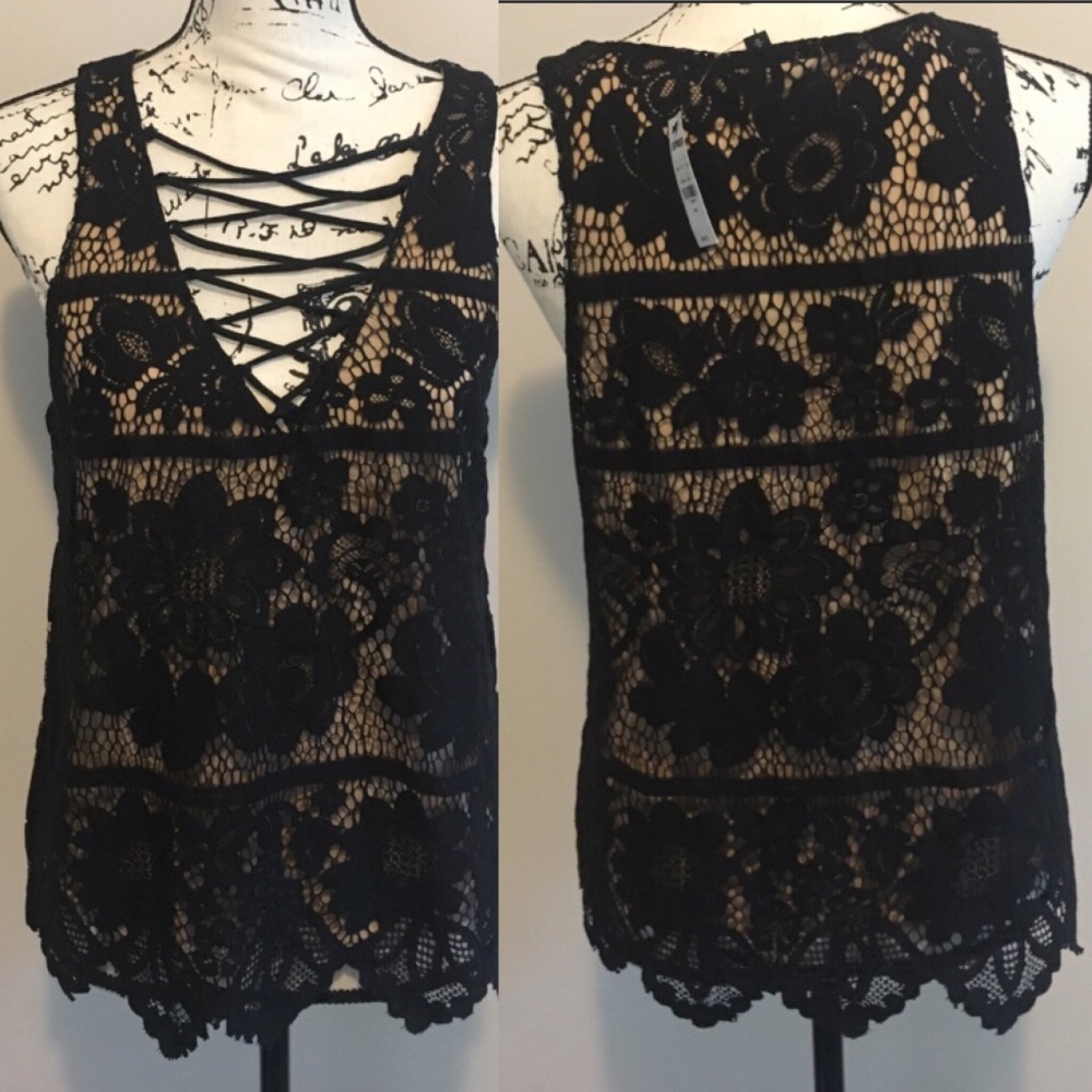 NWT Express lace blouse size M