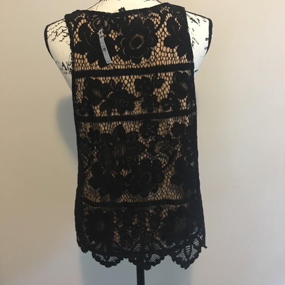 NWT Express lace blouse size M - Picture 4 of 5