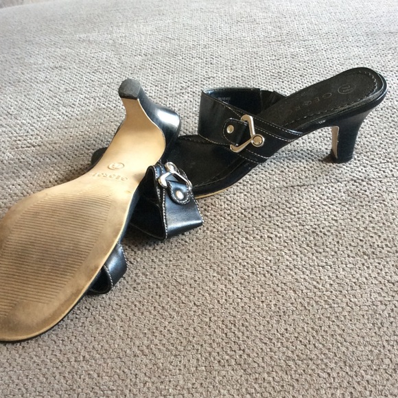 Sandals - Picture 2 of 2