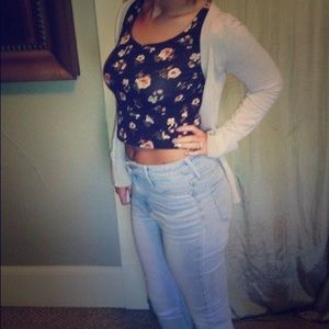 🌸🌸Floral crop top stretch ruched sweetheart neckline