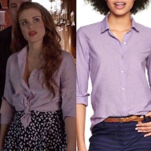 ASO Lydia Martin GAP fitted boyfriend button down