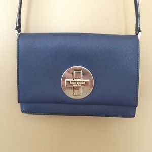 Crossbody purse