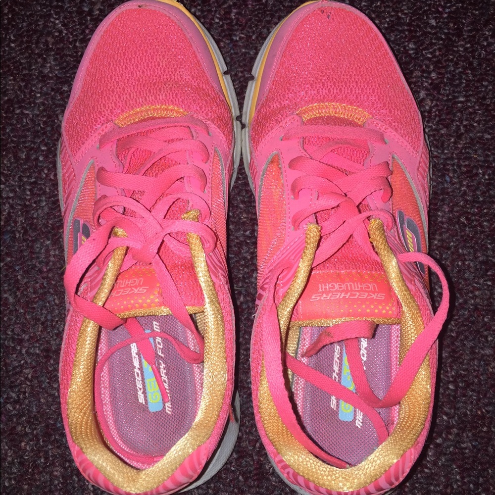 Sketchers Memory Foam Sneakers