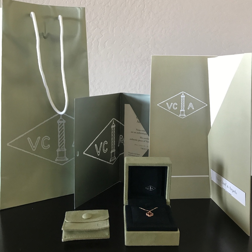 Van Cleef & Arpels Sweet Alhambra Necklace