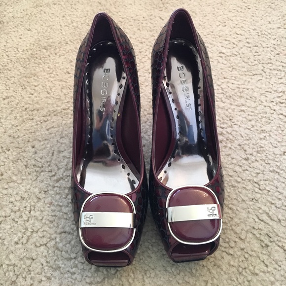 BCBGirls platform heels - Picture 2 of 6