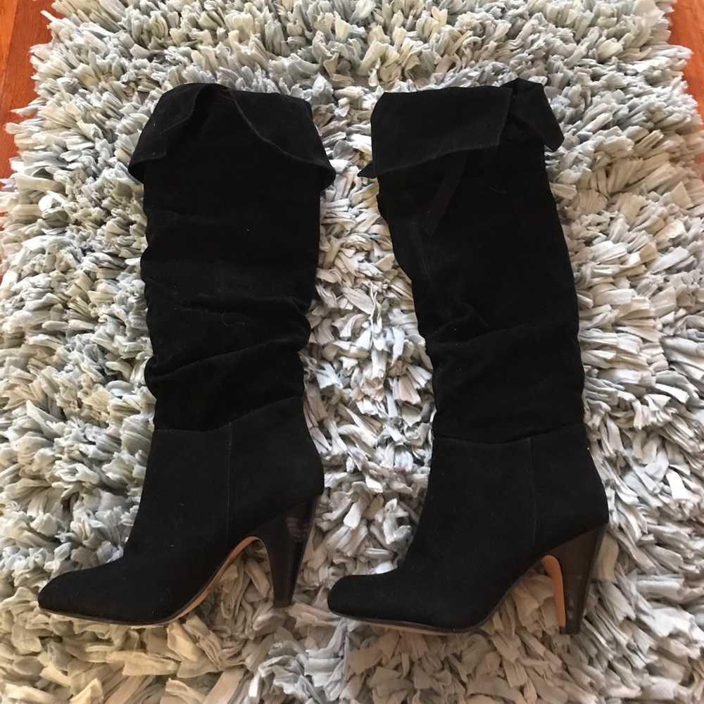 Black boots