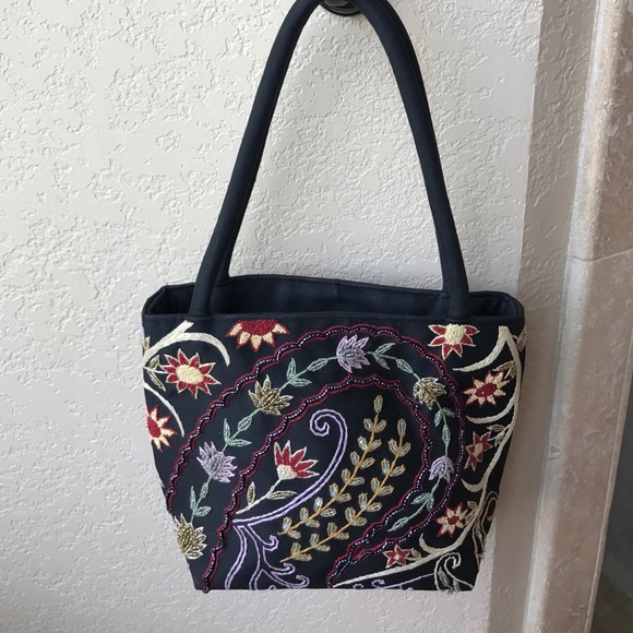 Tahoe  Artist Beaded Purse - Picture 4 of 8