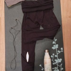 Lululemon black leggings