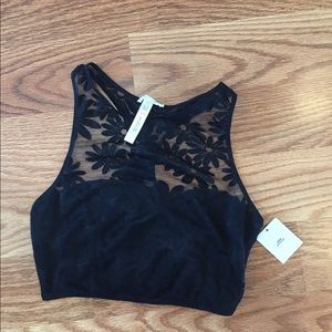 Crop Mesh Flower Top