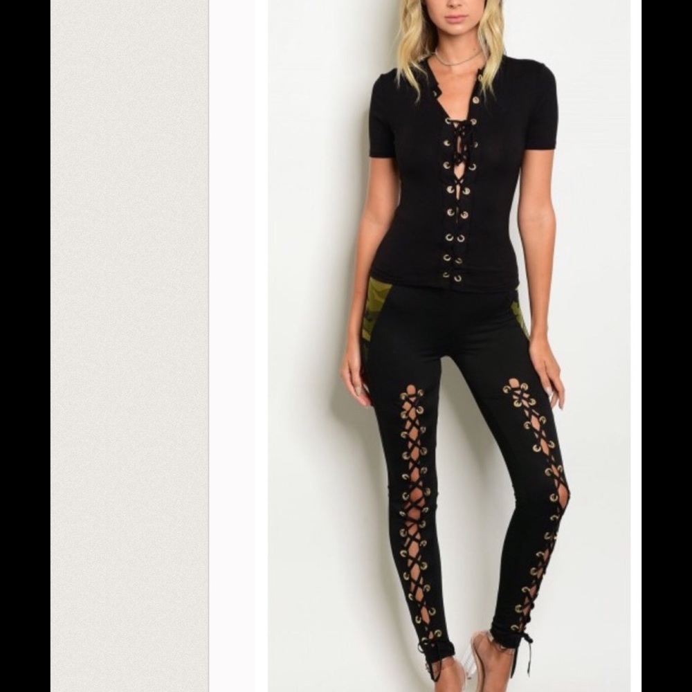 Black corset leggings with camo print