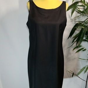 Quadra Basic Black Dress