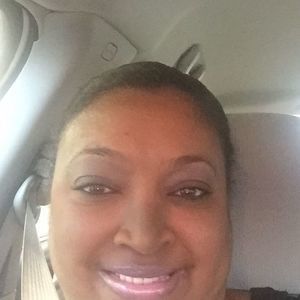 Meet your Posher, Felinia