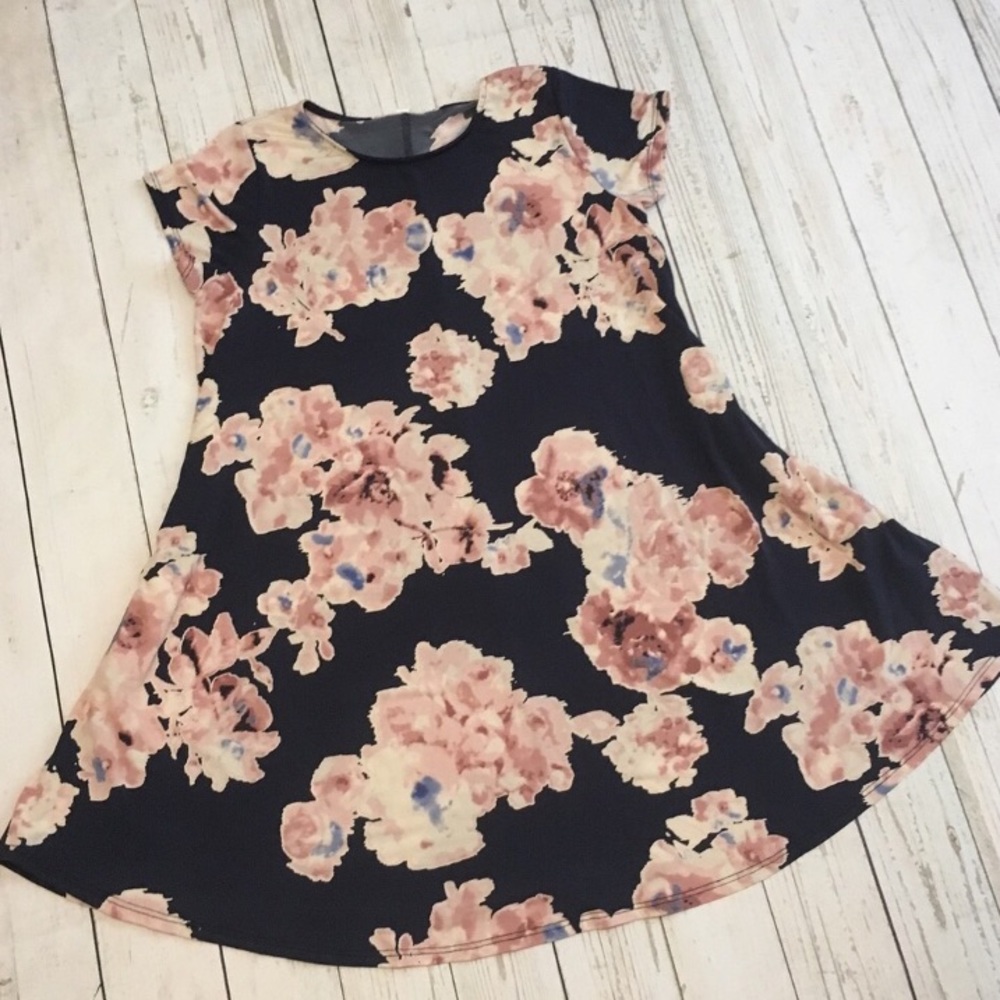 Flowy Floral POCKET dress
