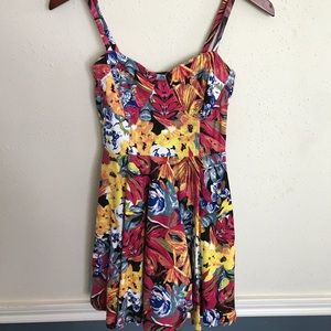 💥Sale💥Vibrant MINKPINK Dress