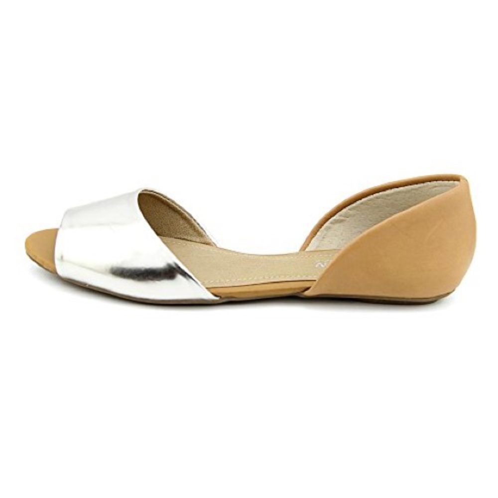 Lord & Taylor Flats
