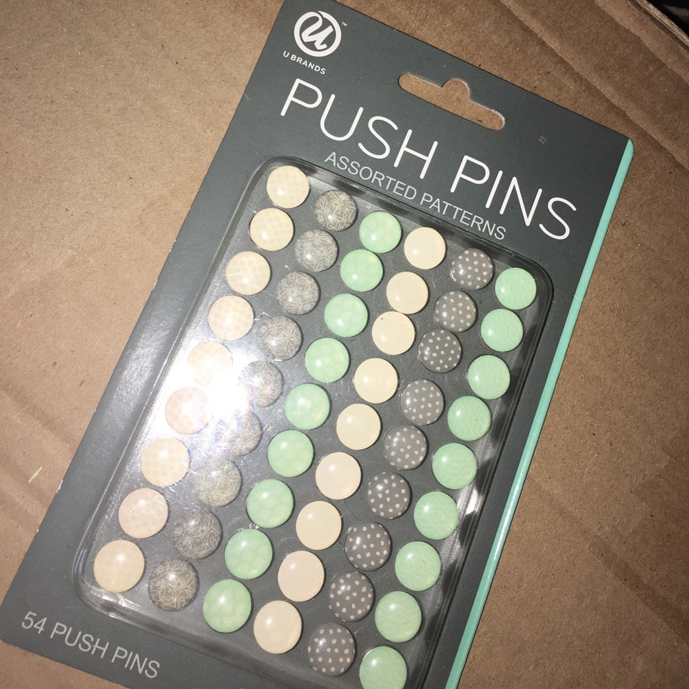 Push Pins 📌 UPDATE: 2 CUTE PUSH PINS BOX!