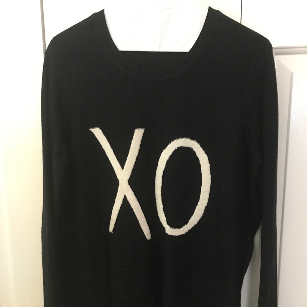 XO Sweater