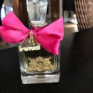 Viva La Juicy perfume