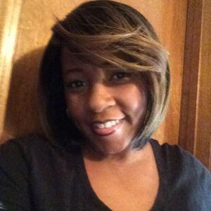 Meet your Posher, Angela