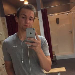 Meet your Posher, Dustin