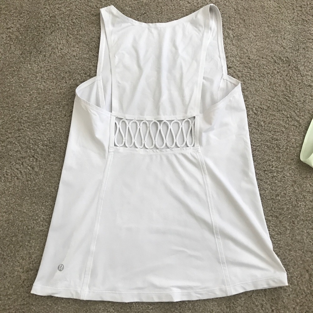 Lululemon tank