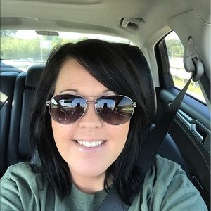 Meet your Posher, Amy