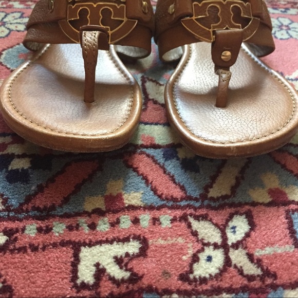 SOLD ⚡️⚡️ Tory burch Amanda Sandals - Picture 2 of 7