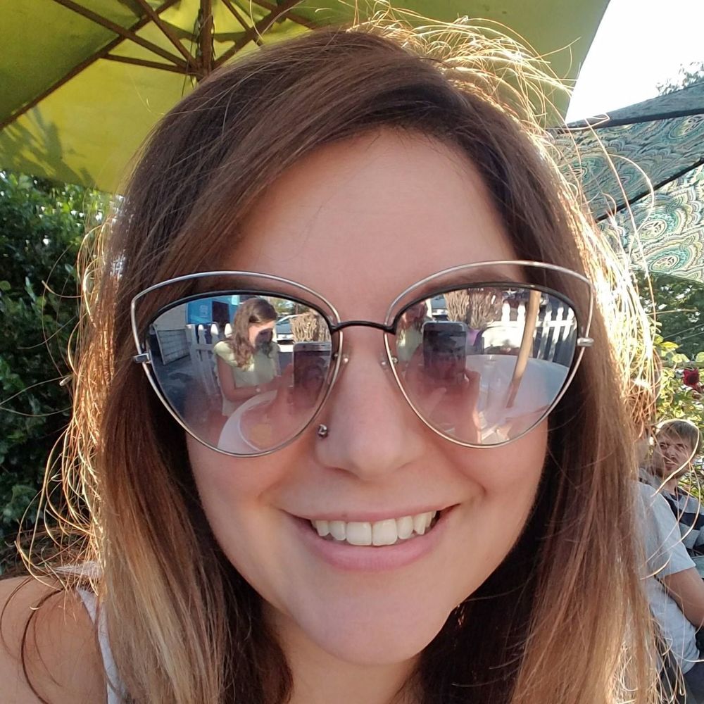 Meet your Posher, Andrea