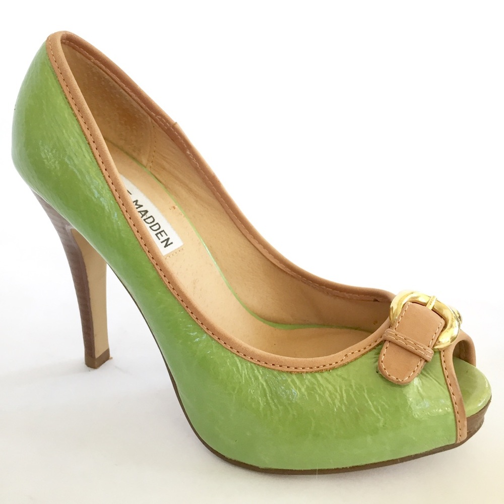 Steve Madden lime green high heels. Size 6.