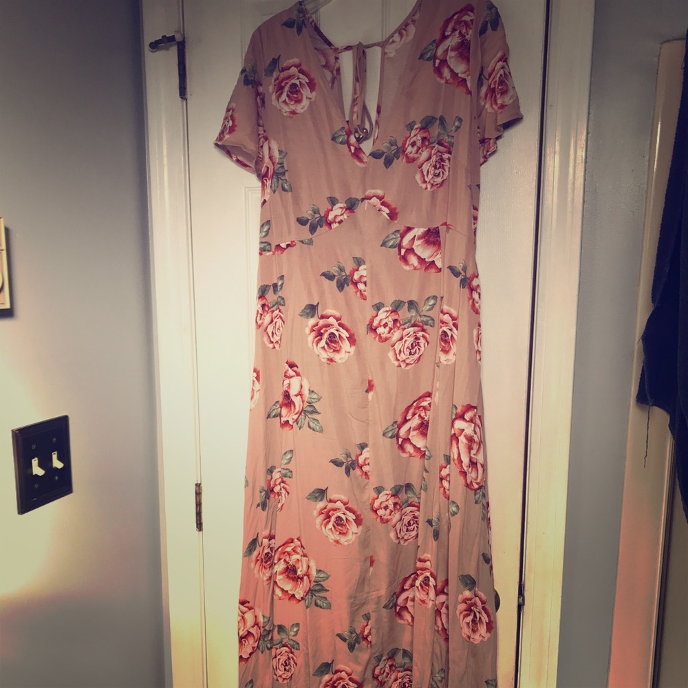 Forever21 Plus Maxi Dress Size 1X