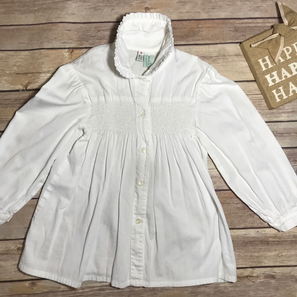 🌸🌼PRICE DROP Plantation Shop WhiteSmocked Sz4