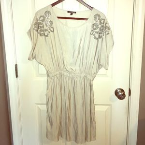 Party dress: never worn