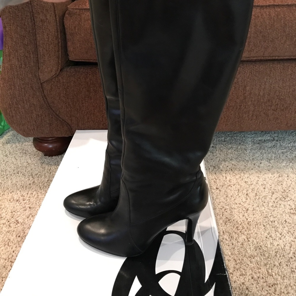 🍂🍁🌻Black Nine West Heeled Boots