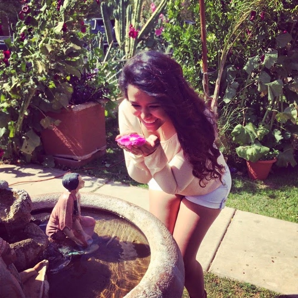 Meet your Posher, Laura