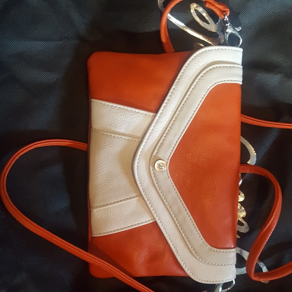 Grace Adele clutch