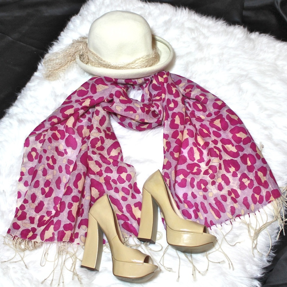 NWOT★CLEARANCE⬇️Pink Leopard Wool Scarf—$ FIRM