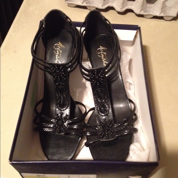 High heel for $15 - Picture 1 of 4