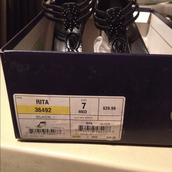 High heel for $15 - Picture 2 of 4