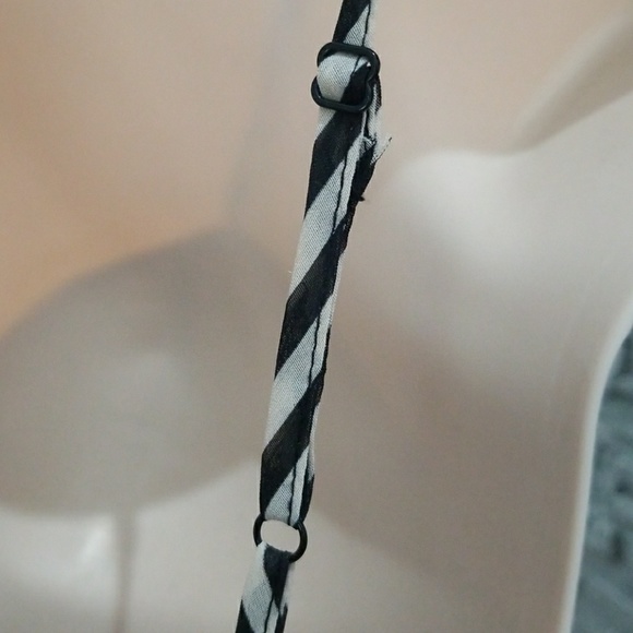 🦃 DONATED Beautiful striped cami with ruffles - Picture 4 of 6