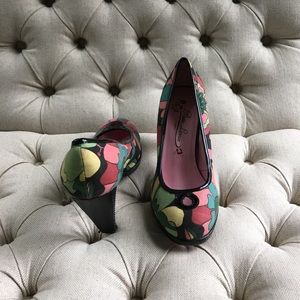 Poetic License London, size 8 heels