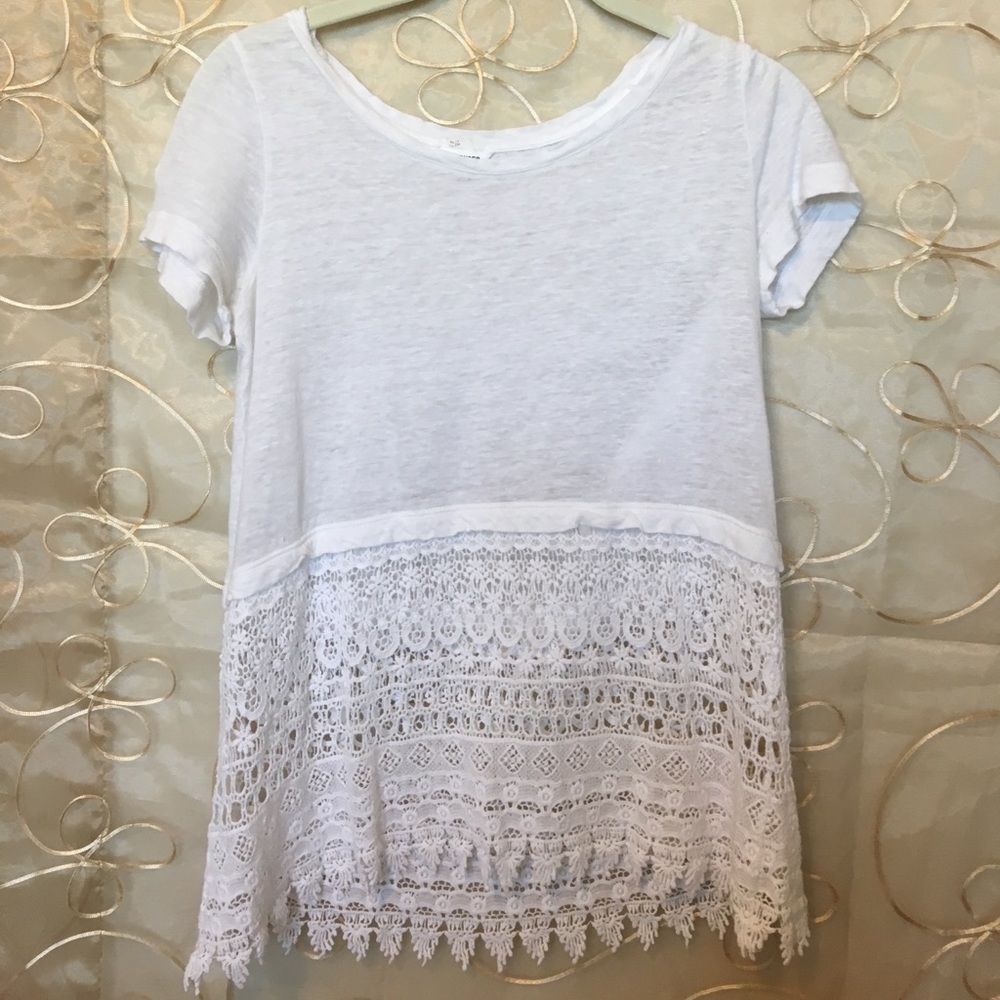 Club Monaco - White lace tee - XS 🛍